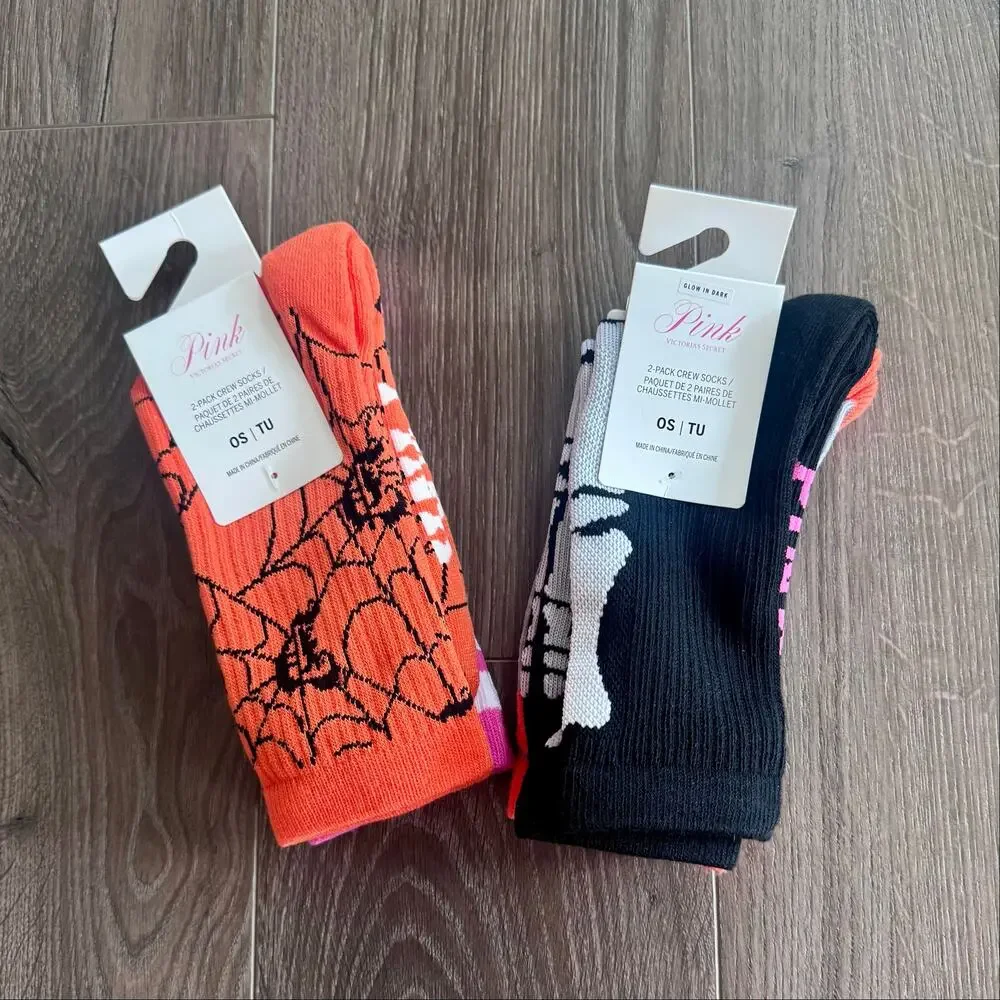 VS PINK 2025 Halloween Crew Socks Embroidered Glow in Dark Spooky 4 Pairs NEW